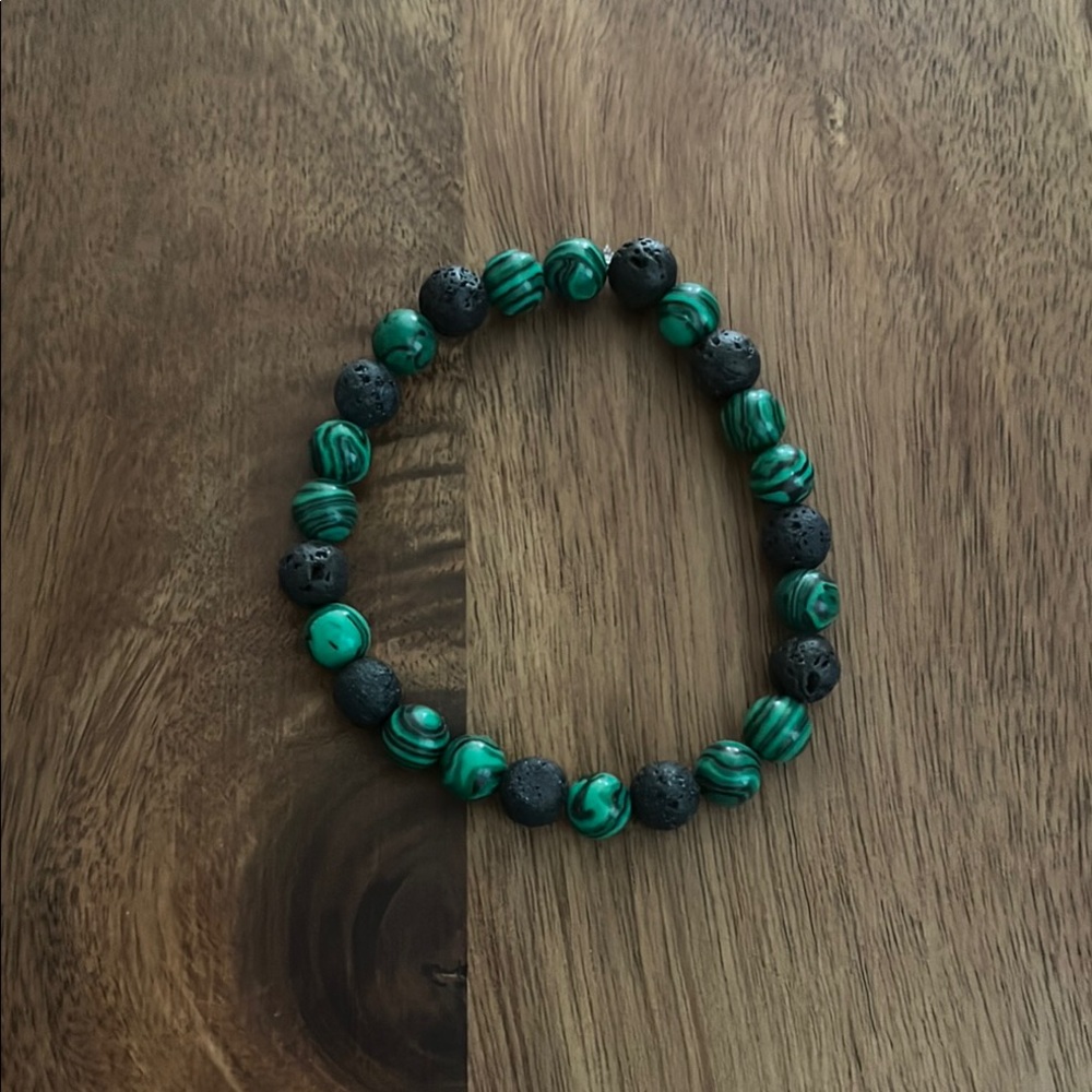 Green and Black Beaded Bracelet Jewelry!